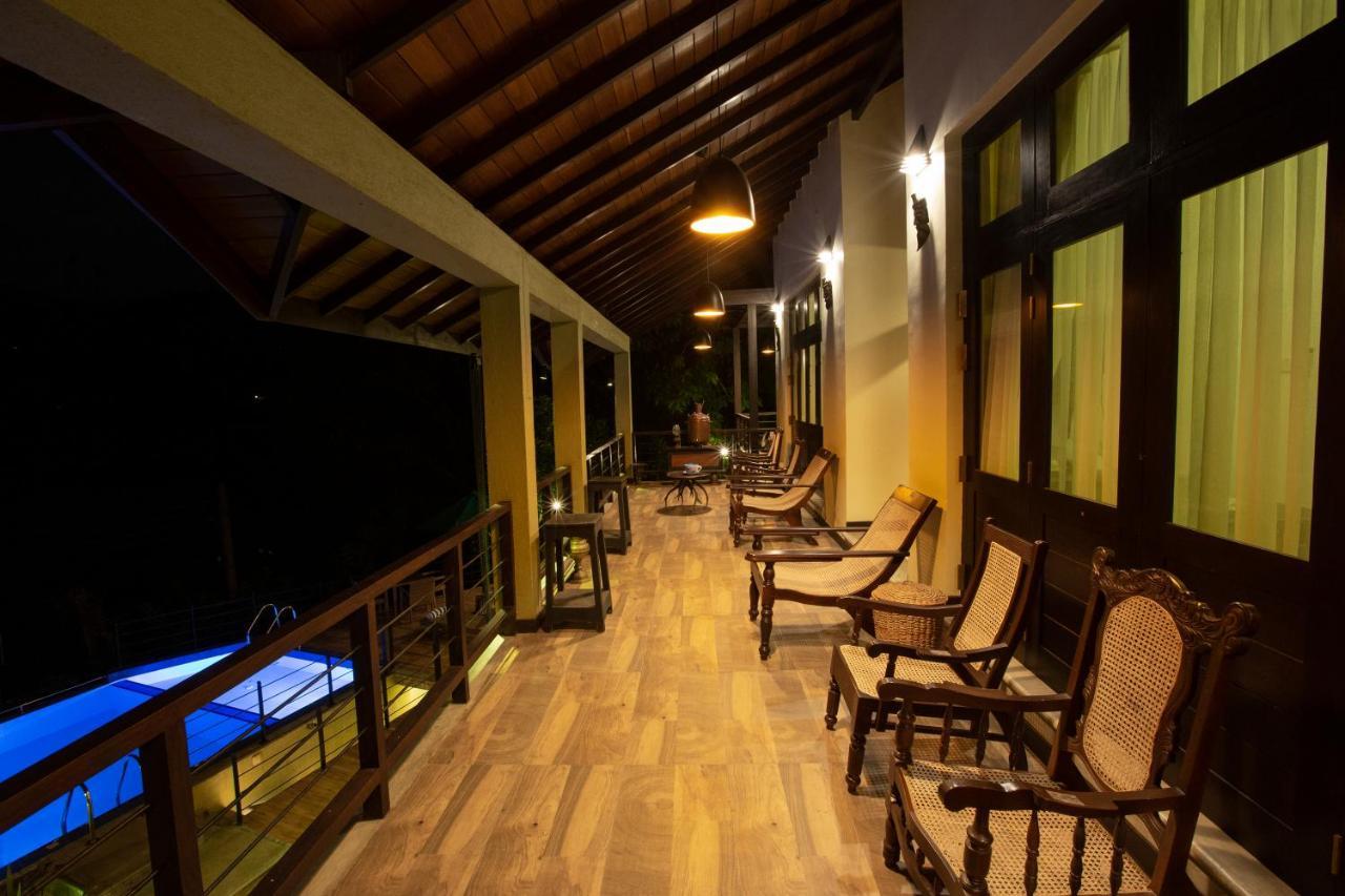 Huluganga Ridge, Kandy Karalliyadda Exterior foto